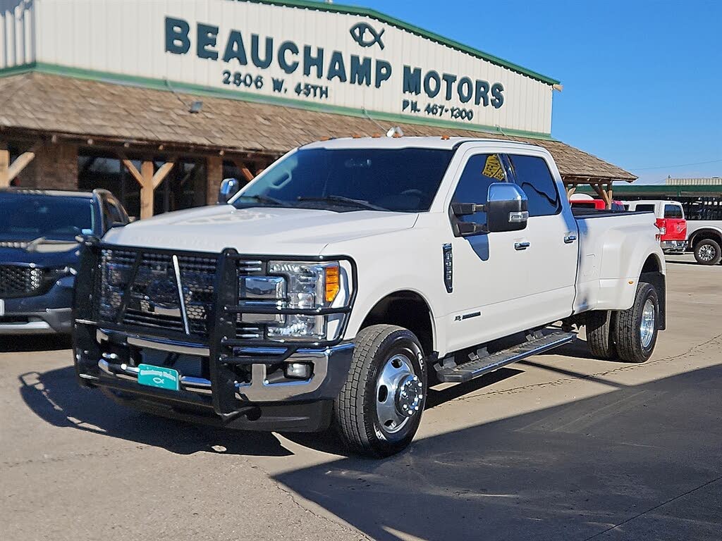 2017 Ford F-350 Super Duty Lariat Crew Cab LB DRW 4WD