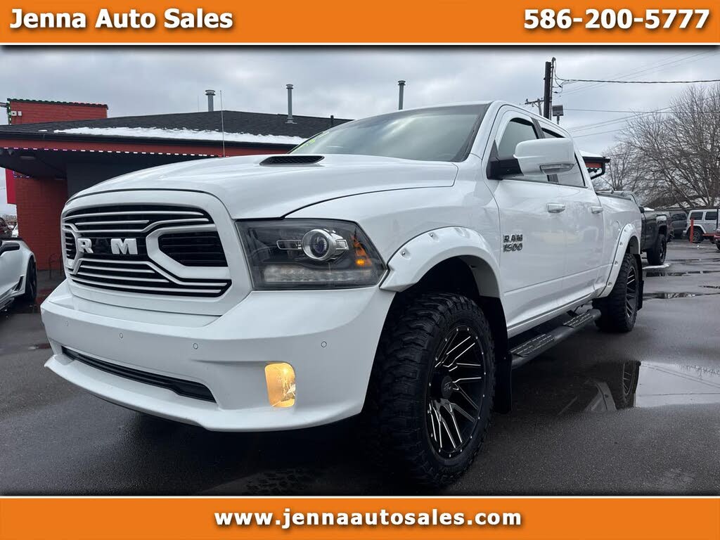 2018 RAM 1500 Sport Crew Cab 4WD
