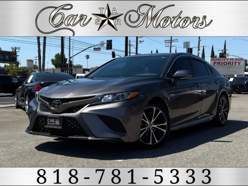 2020 Toyota Camry SE FWD