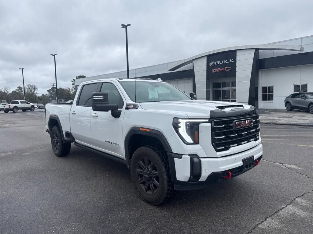 2024 GMC Sierra 2500HD AT4 Crew Cab 4WD