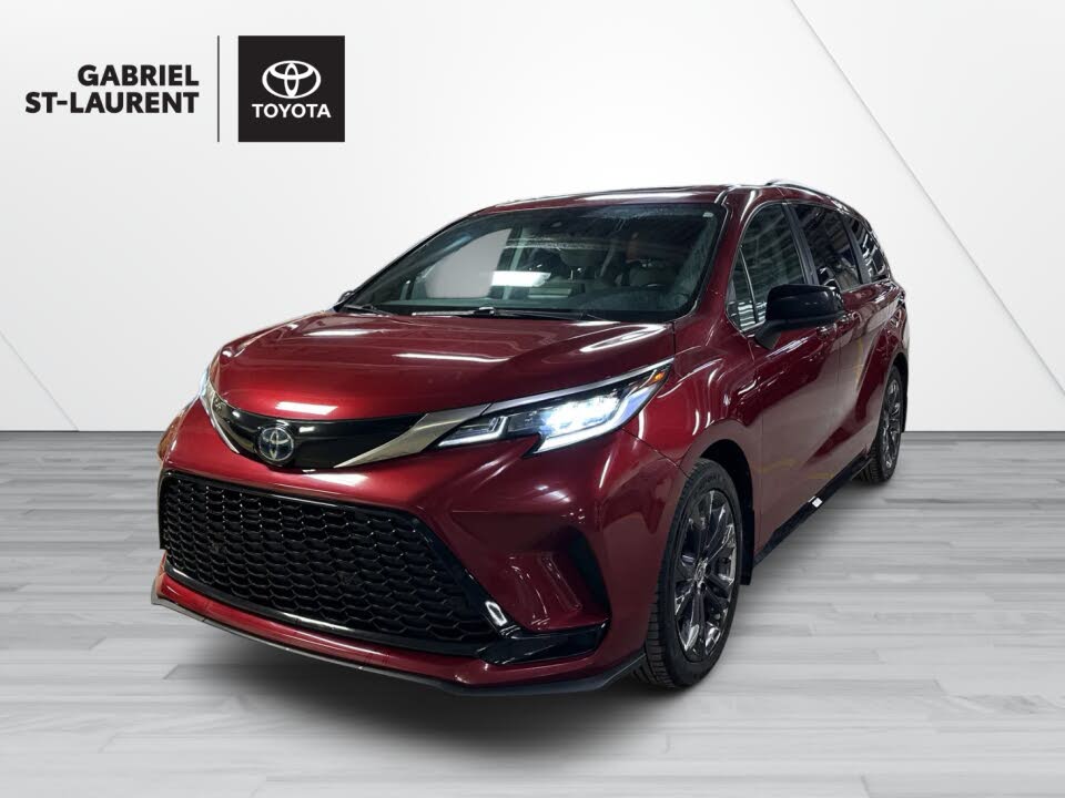 2022 Toyota Sienna XSE 7-Passenger FWD
