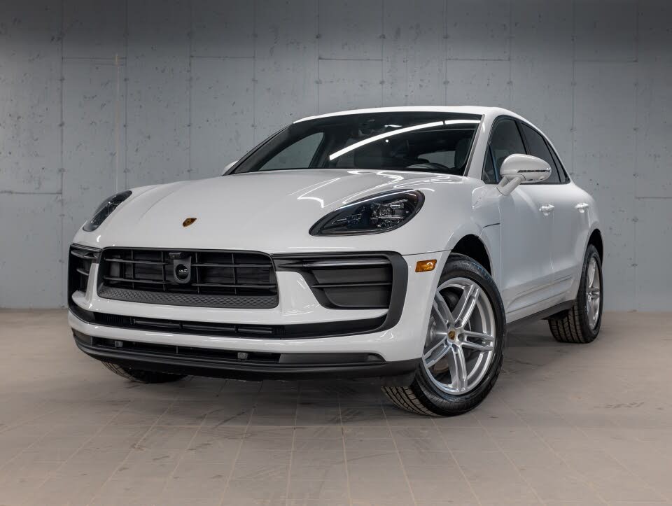 2025 Porsche Macan AWD