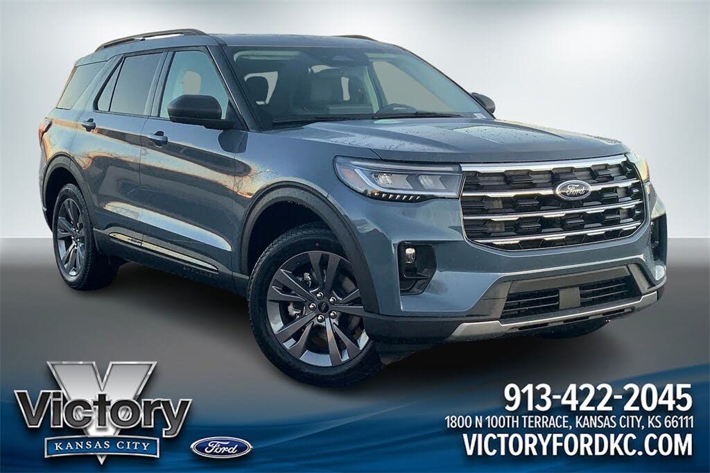 2026 Ford Explorer Active AWD