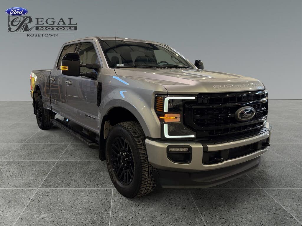 2022 Ford F-350 Super Duty Lariat Crew Cab 4WD
