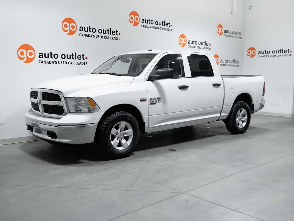 2023 RAM 1500 Classic SLT Crew Cab 4WD