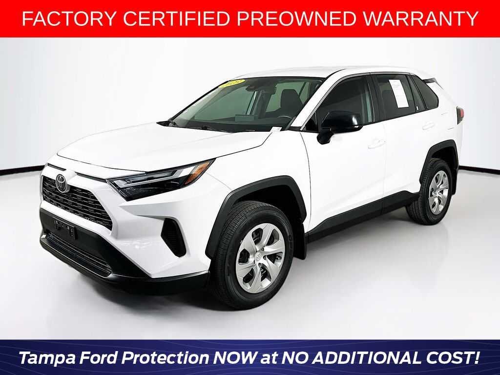 2023 Toyota RAV4 LE FWD