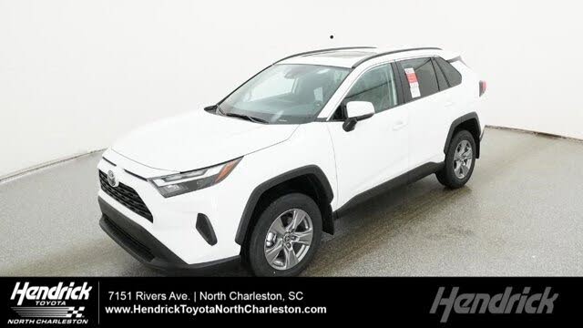 2025 Toyota RAV4 XLE FWD