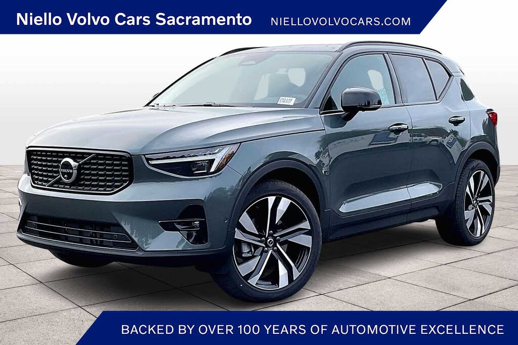 2026 Volvo XC40 B5 Ultra AWD