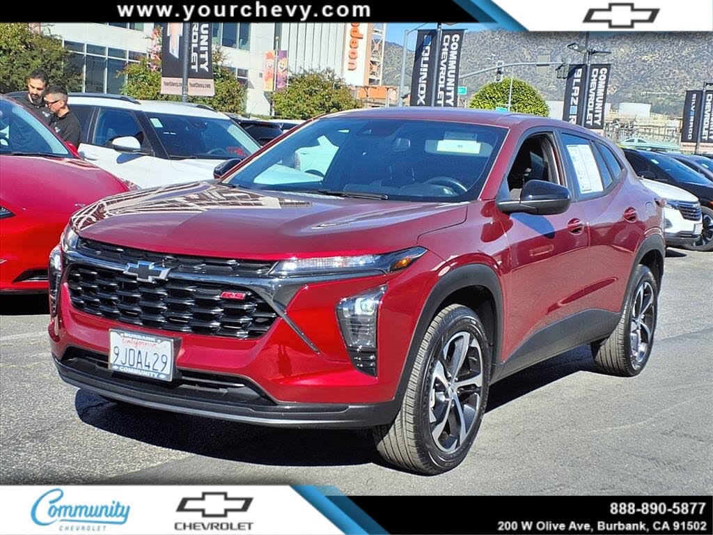 2024 Chevrolet Trax RS with 1RS FWD