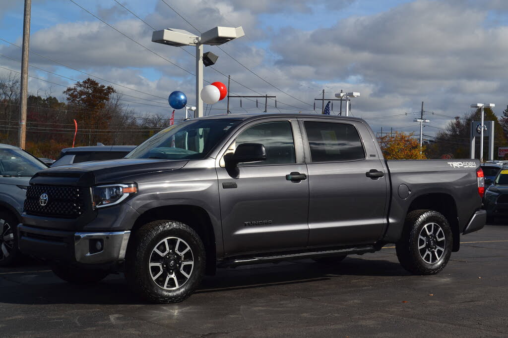 2017 Toyota Tundra SR5 CrewMax 5.7L 4WD