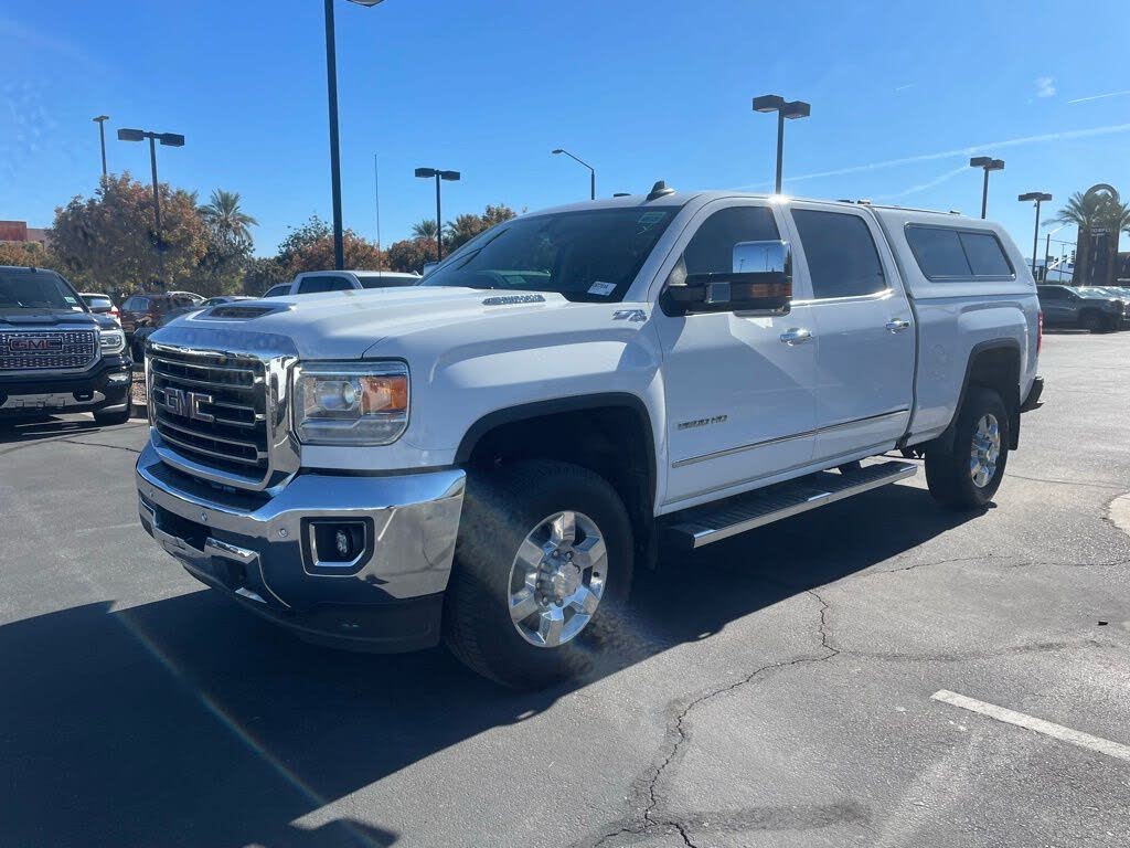 2019 GMC Sierra 2500HD SLT Crew Cab 4WD