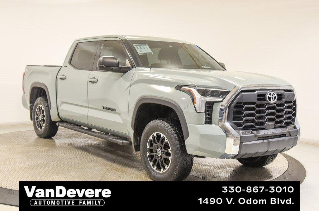 2023 Toyota Tundra SR5 CrewMax Cab 4WD