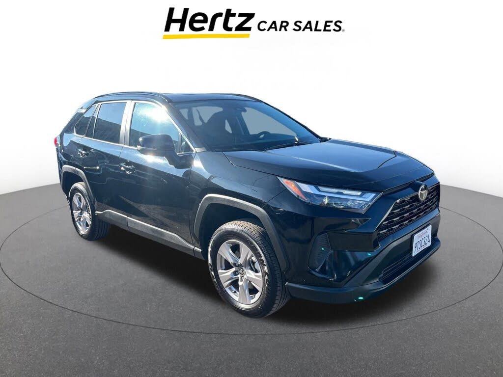 2025 Toyota RAV4 XLE AWD