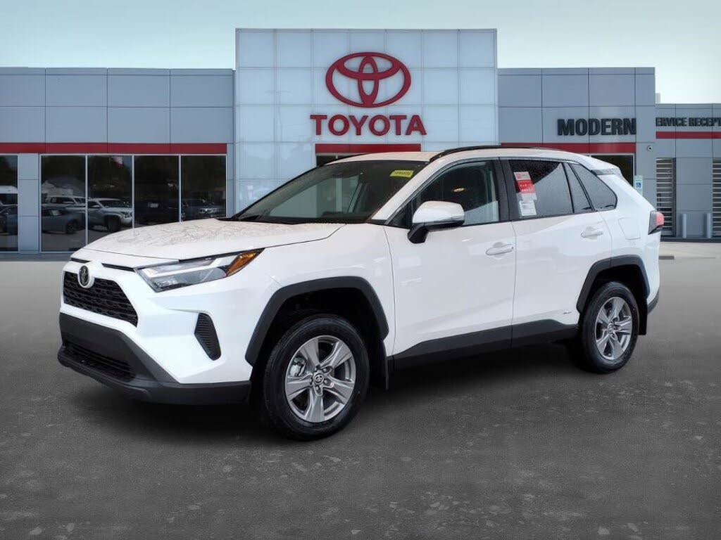 2025 Toyota RAV4 Hybrid XLE AWD