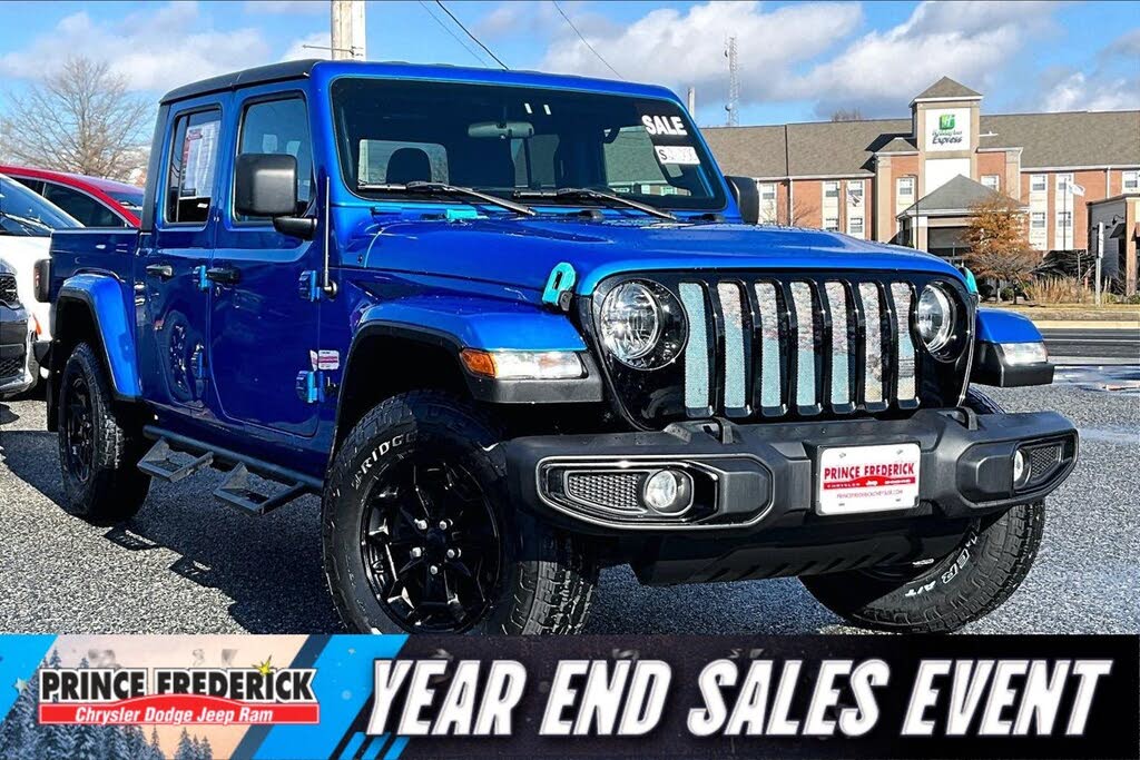 2021 Jeep Gladiator Willys Crew Cab 4WD