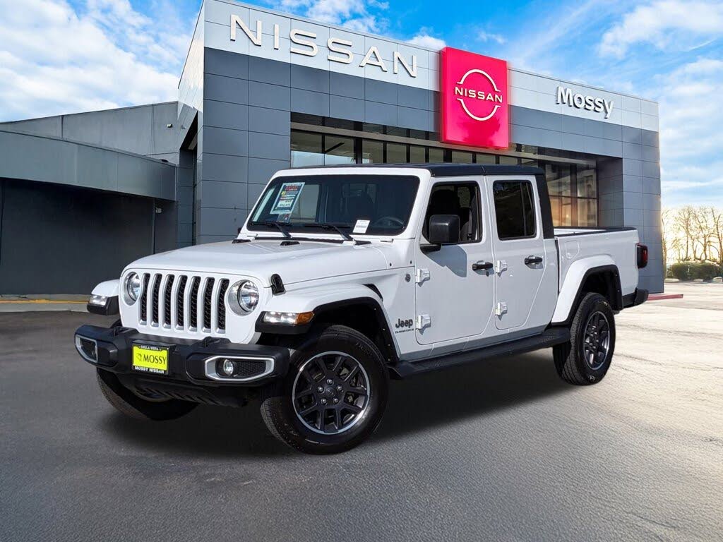 2023 Jeep Gladiator Overland Crew Cab 4WD