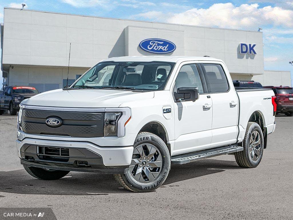 2025 Ford F-150 Lightning Flash SuperCrew AWD