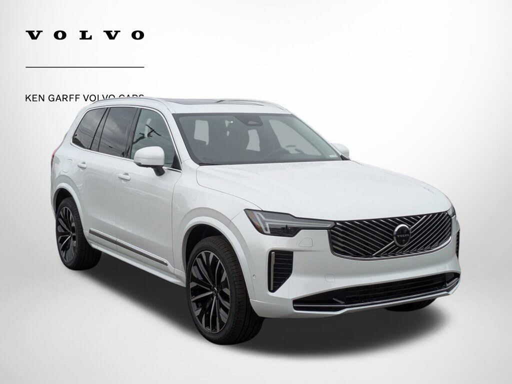 2026 Volvo XC90 B6 Plus 6-Passenger AWD