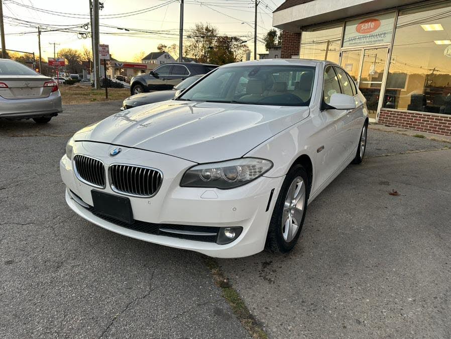 2012 BMW 5 Series 528i xDrive Sedan AWD