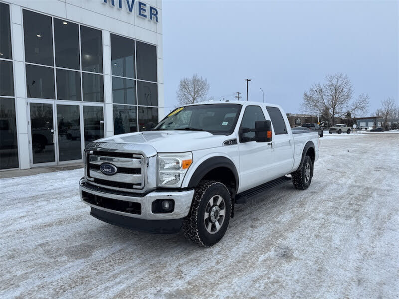 2015 Ford F-250 Super Duty Lariat Crew Cab 4WD