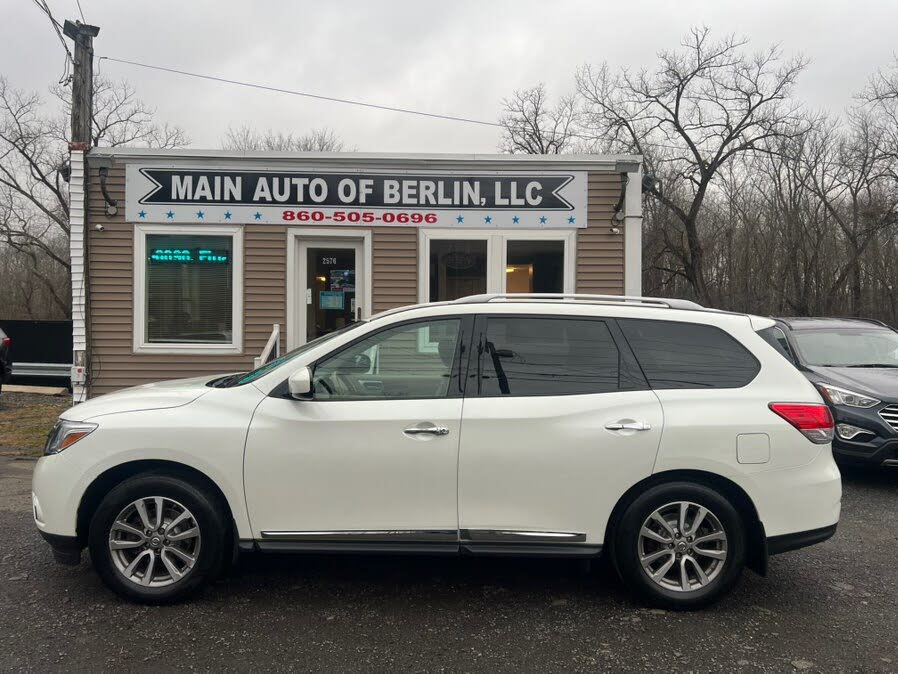2015 Nissan Pathfinder SV 4WD