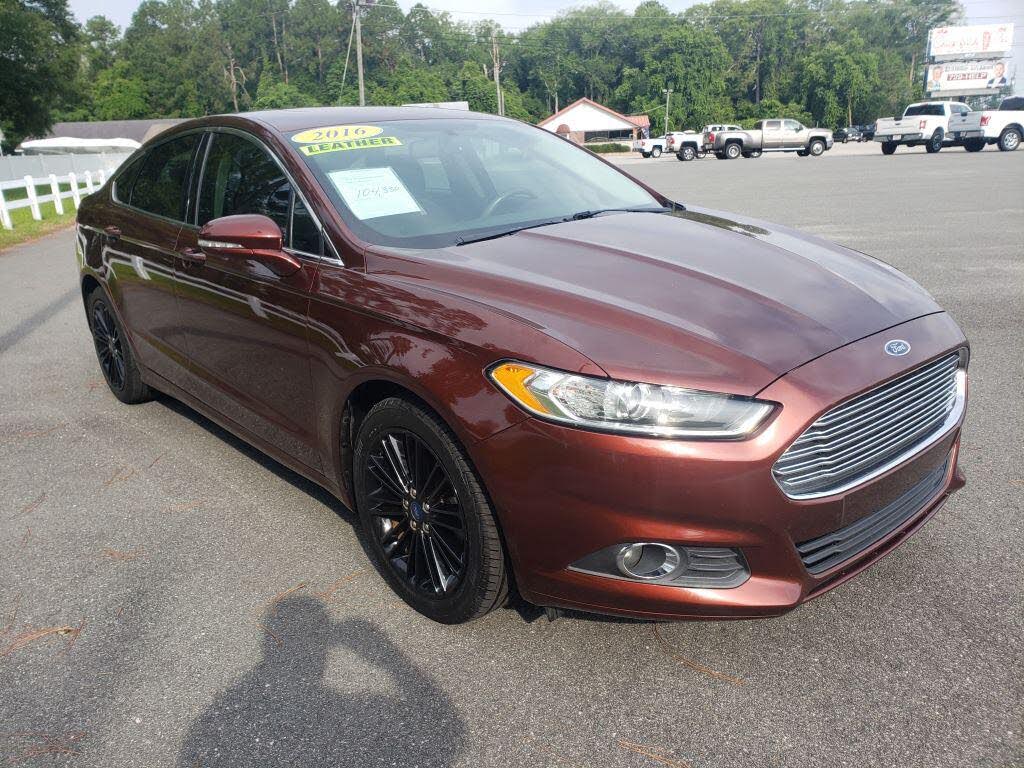 2016 Ford Fusion SE