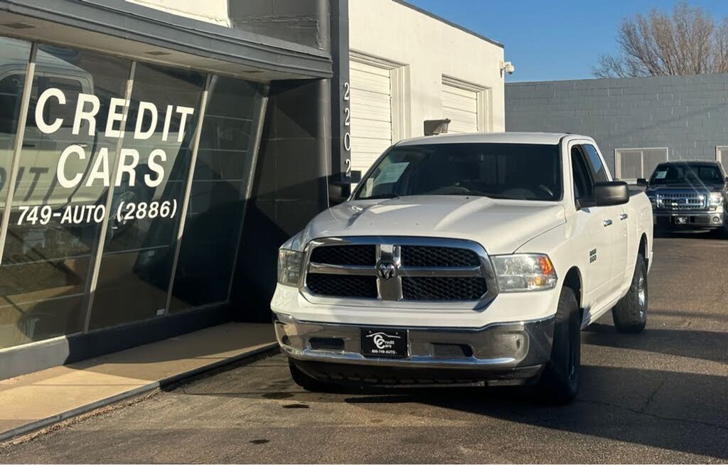2016 RAM 1500 SLT Quad Cab 4WD