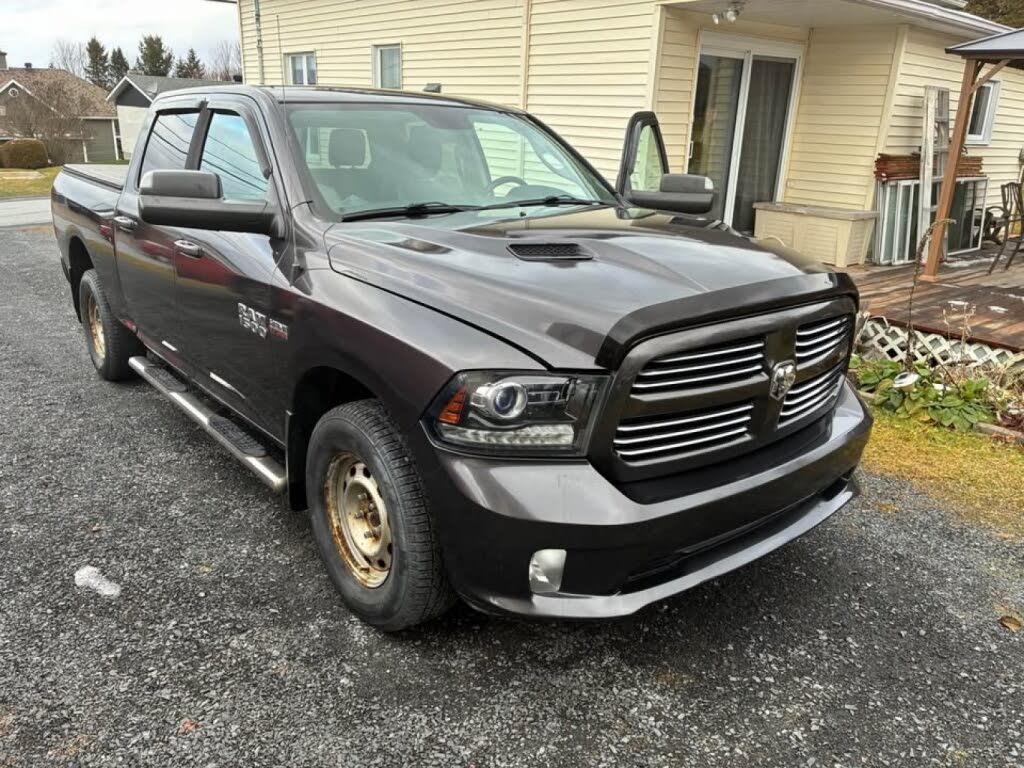2016 RAM 1500 Sport Crew Cab 4WD