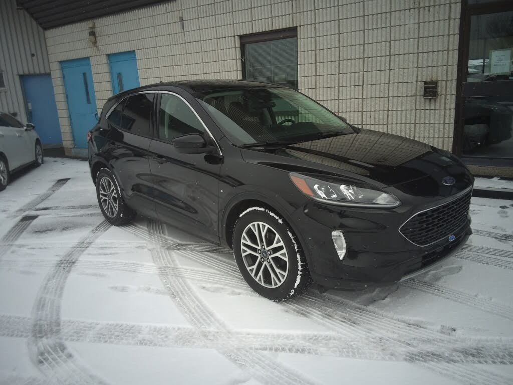 2022 Ford Escape SEL FWD