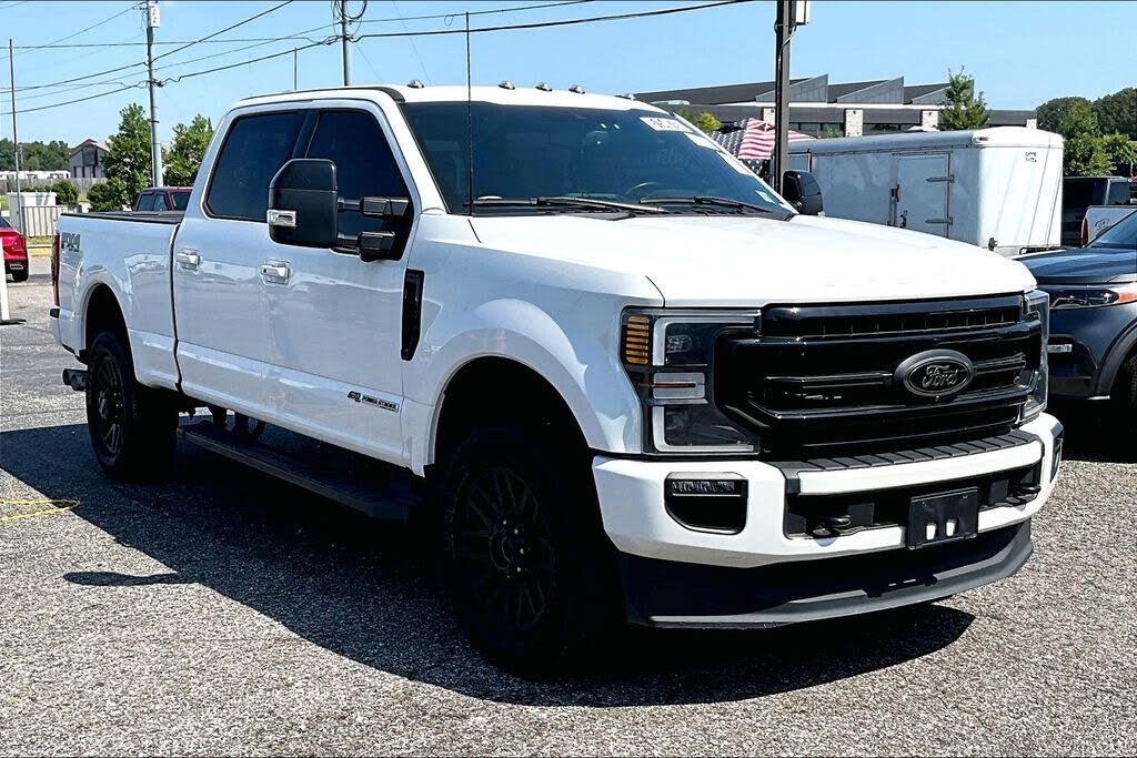 2022 Ford F-350 Super Duty Lariat Crew Cab 4WD