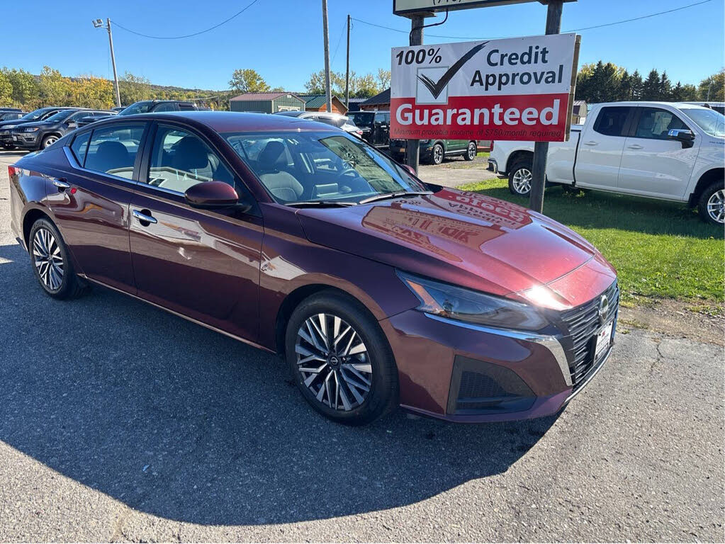 2023 Nissan Altima 2.5 SV FWD