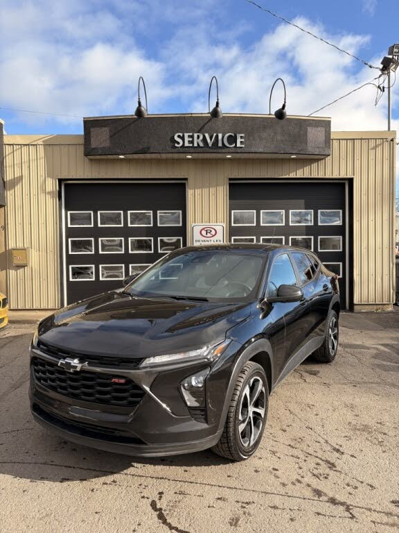 2024 Chevrolet Trax RS with 1RS FWD