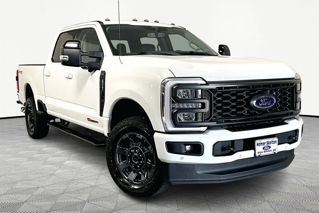2024 Ford F-250 Super Duty Lariat Crew Cab 4WD