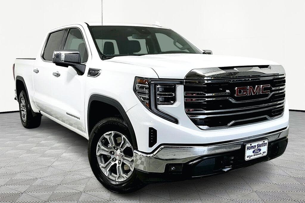 2025 GMC Sierra 1500 SLT Crew Cab RWD