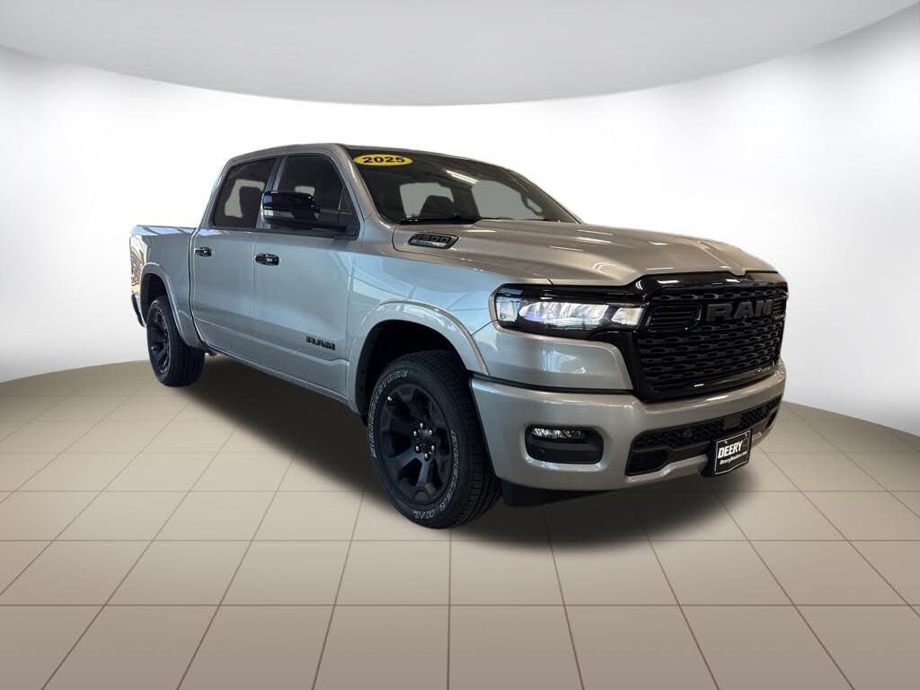 2025 RAM 1500 Big Horn Crew Cab 4WD