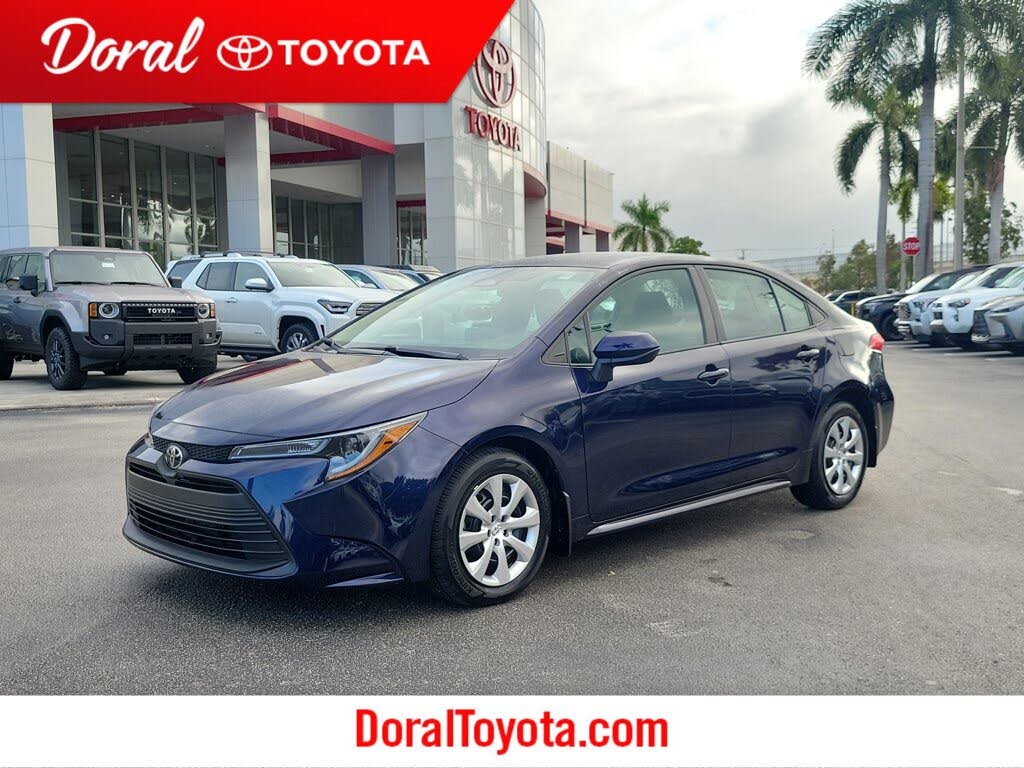 2025 Toyota Corolla LE FWD