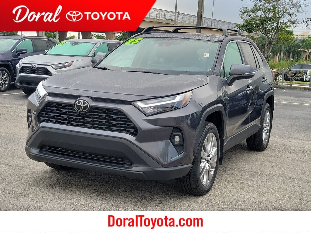2025 Toyota RAV4 XLE Premium FWD