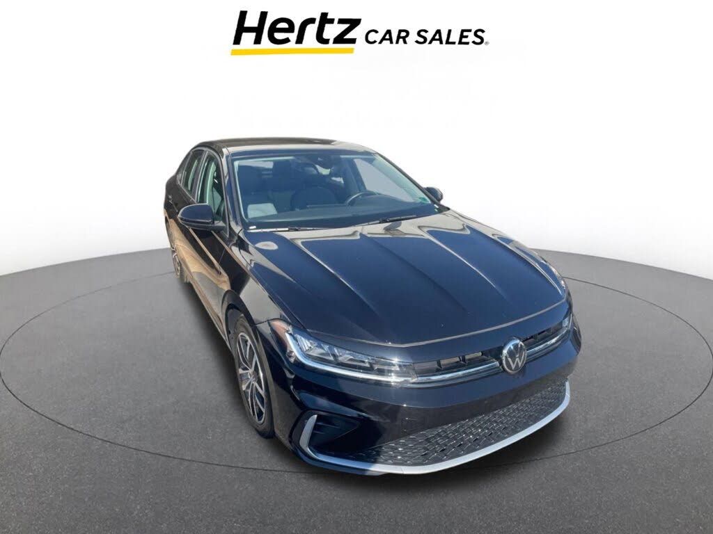 2025 Volkswagen Jetta SE FWD