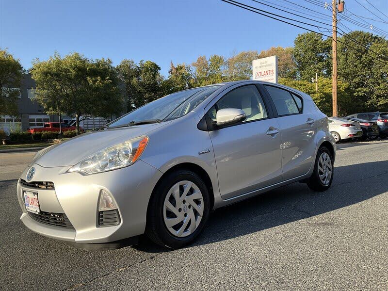 2014 Toyota Prius c Two