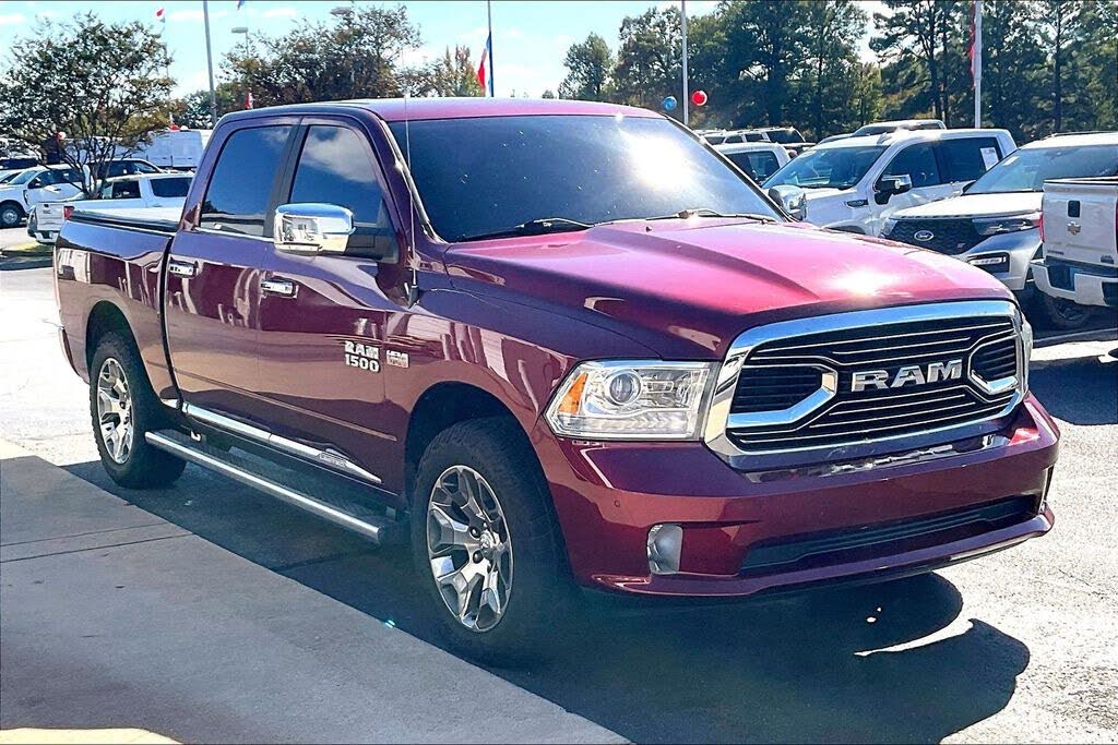 2017 RAM 1500 Laramie Limited Crew Cab 4WD
