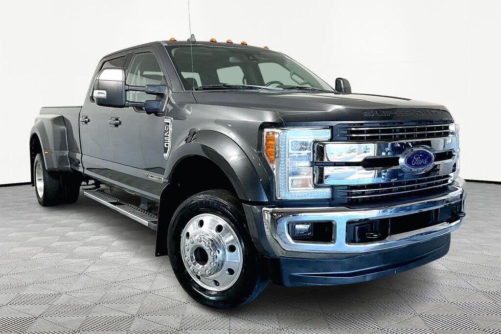 2019 Ford F-450 Super Duty Lariat Crew Cab LB DRW 4WD