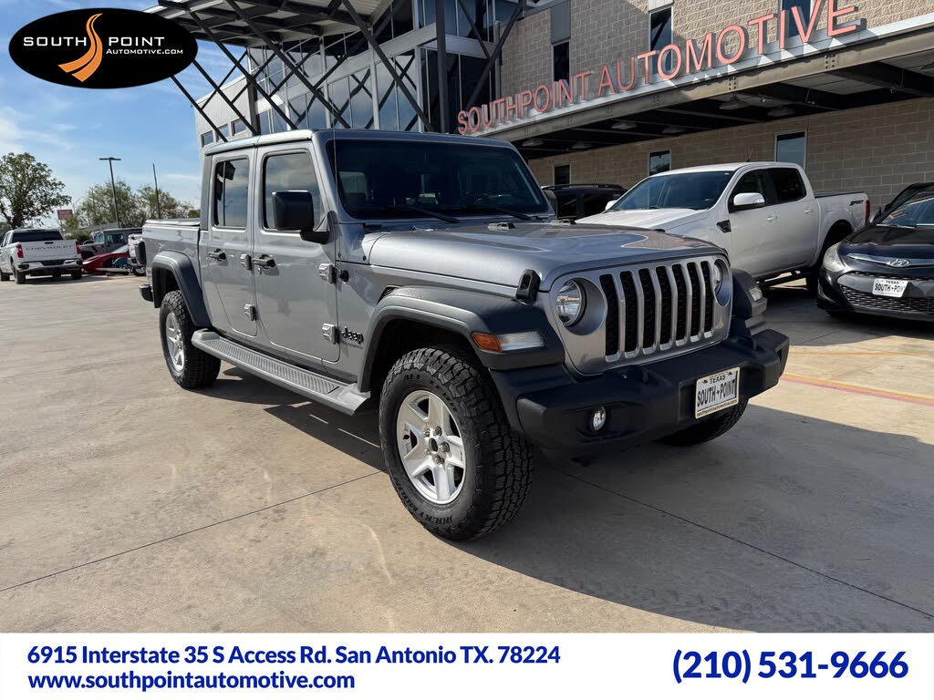 2020 Jeep Gladiator Sport S Crew Cab 4WD