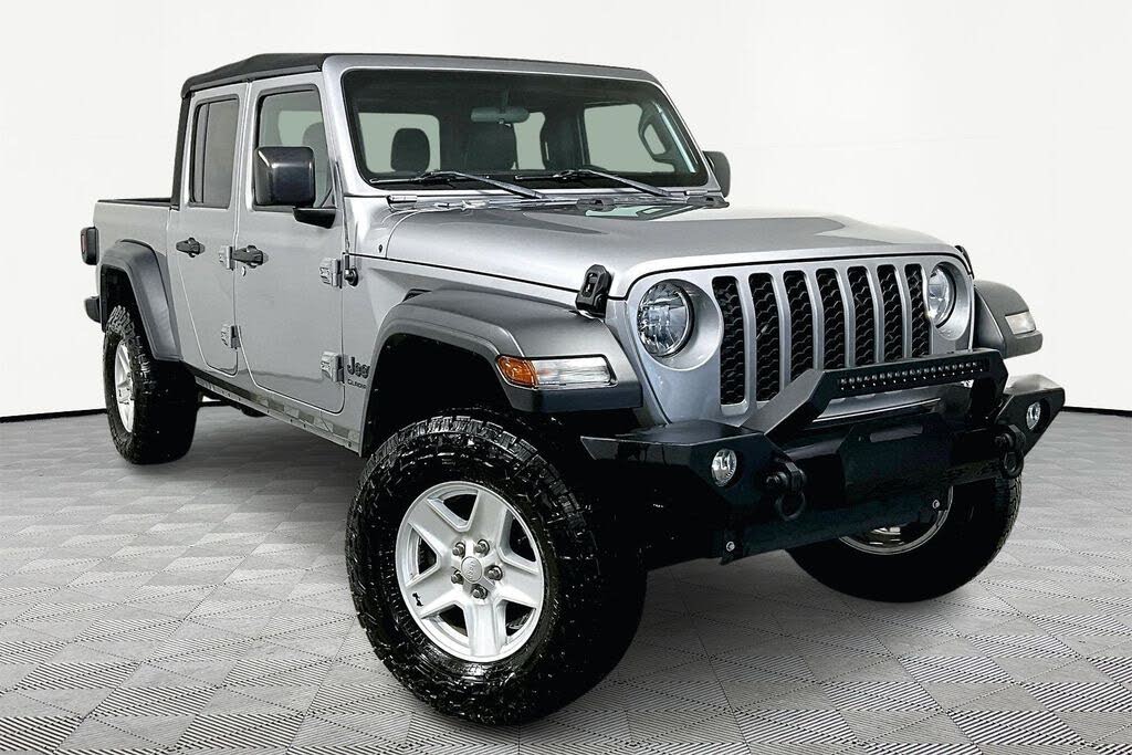 2020 Jeep Gladiator Sport Crew Cab 4WD