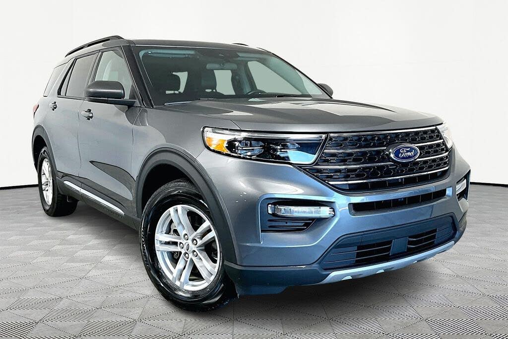 2023 Ford Explorer XLT AWD