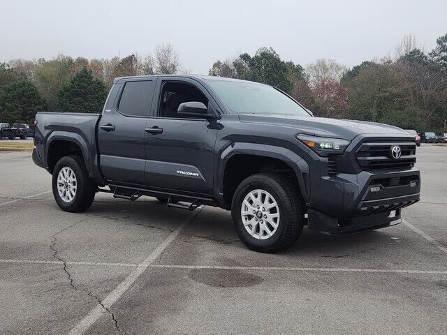 2024 Toyota Tacoma SR5 Double Cab 4WD