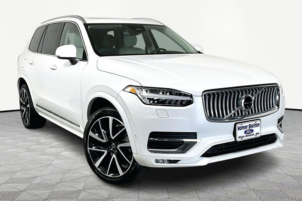 2024 Volvo XC90 B6 Plus Bright Theme 7-Passenger AWD