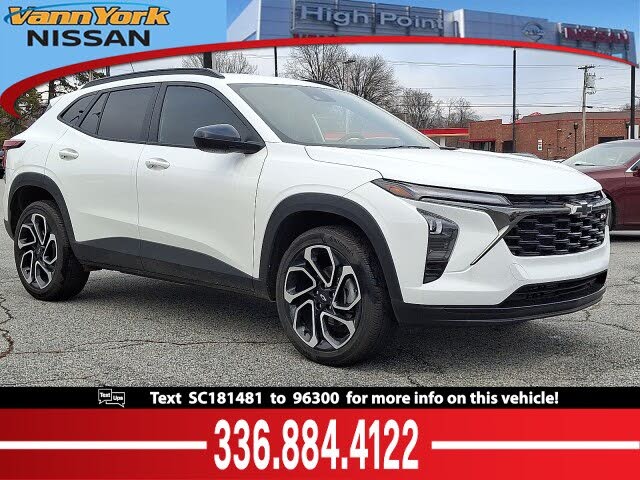 2025 Chevrolet Trax RS with 2RS FWD