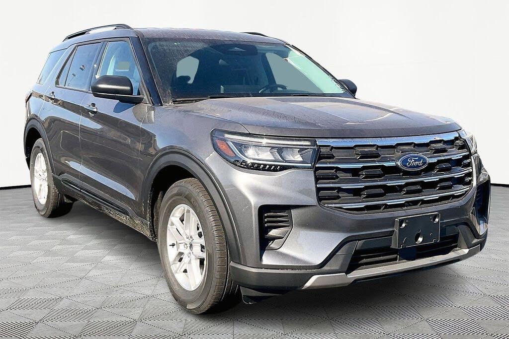 2026 Ford Explorer Active RWD