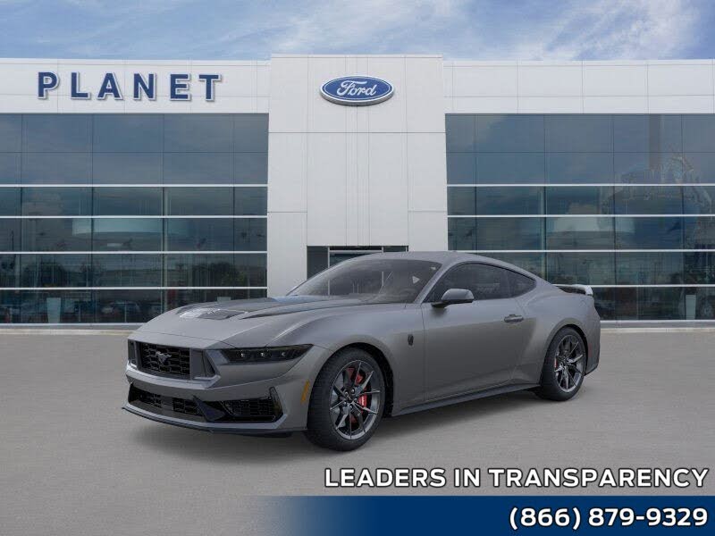 2026 Ford Mustang Dark Horse Fastback RWD