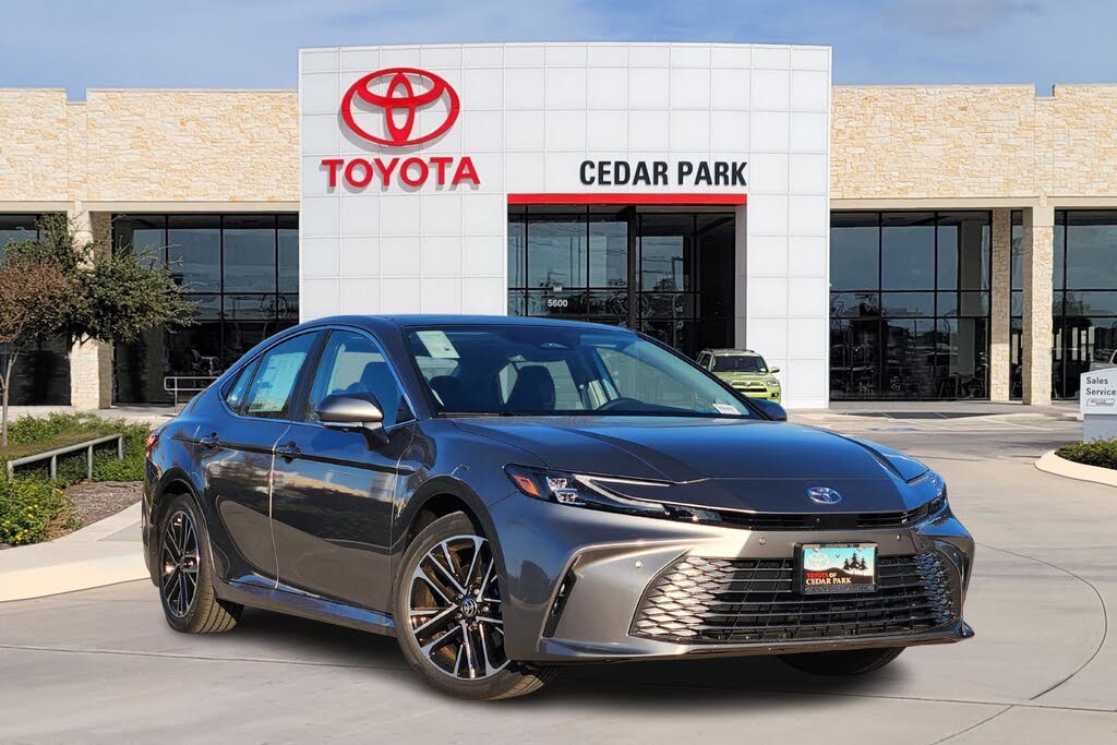 2026 Toyota Camry XLE FWD